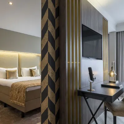 Leonardo Hotel Antwerp the Plaza Rooms Photos