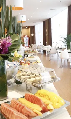 Haitao Hotel (Zhaoqing Seven Star Rock Archway Scenic Spot) Dining Photos