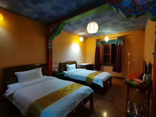 Yading Totem Boutique Inn Номера Photos