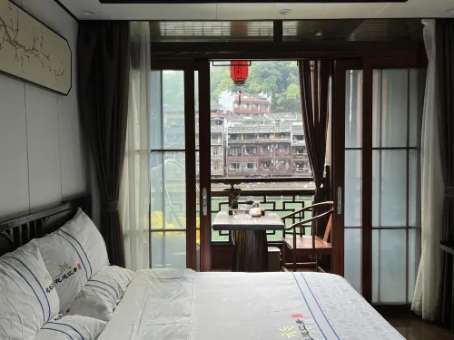 Phoenix flower trail river view Homestay Rooms Photos