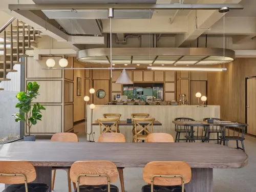 The Quarter Onnut by UHG Restauration Photos