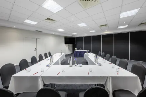 Ramada Encore By Wyndham Belconnen Canberra Business Facilities Photos