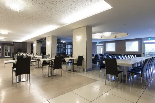 Just Hotel Lomazzo Fiera Restauration Photos