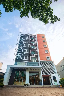 FOX Lite Hotel Grogol Jakarta Unggulan Photos