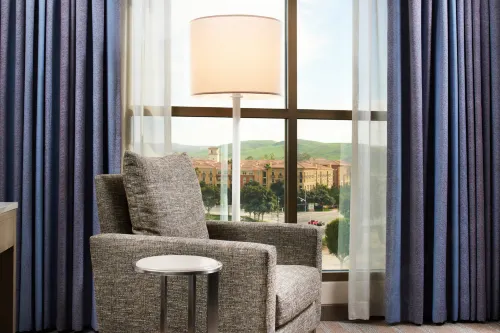 DoubleTree by Hilton Irvine Spectrum Rum Photos