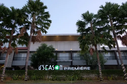 Hotel d'Season Premiere Jepara Unggulan Photos
