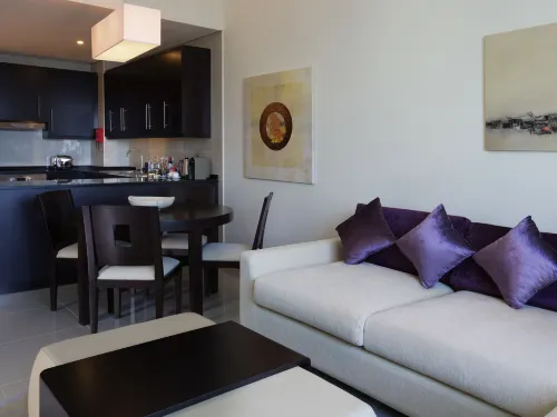 Pullman Dubai Jumeirah Lakes Towers - Hotel & Residence Zimmer Photos
