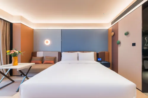 Orange Hotel (North Square of Nanchang West Railway Station) Kamar Photos
