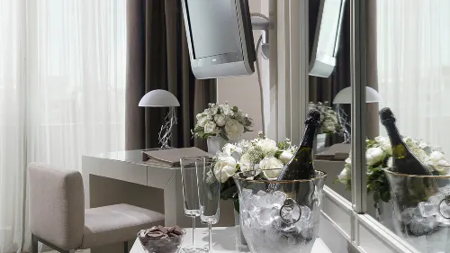 NJV Athens Plaza Camere Photos
