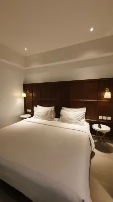Kampi Hotel Tunjungan - Surabaya Camere Photos