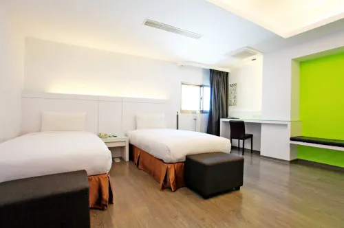 Yes Hotel Zimmer Photos