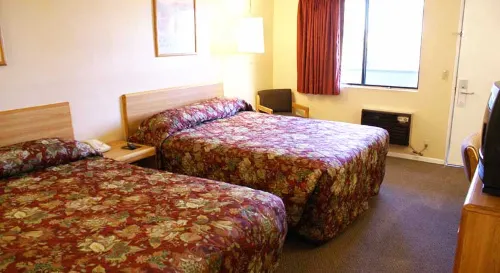 The Marina Inn on San Francisco Bay Photos