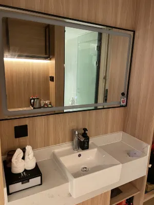 H Hotel Camere Photos