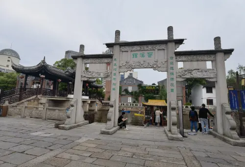 Homeinn Selected Hotel (Huzhou Aishan Yintai City Yishang Street) 호텔 주변 Photos