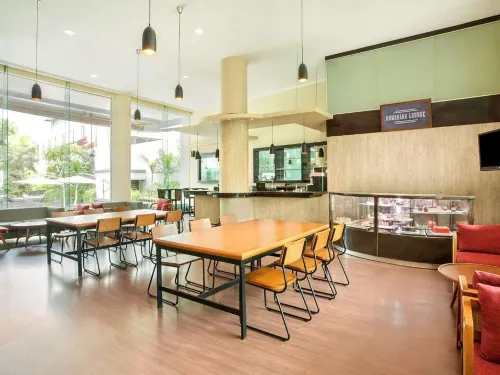 Tamarin Hotel Jakarta Manage by Vib Hospitality Management Makanan Photos