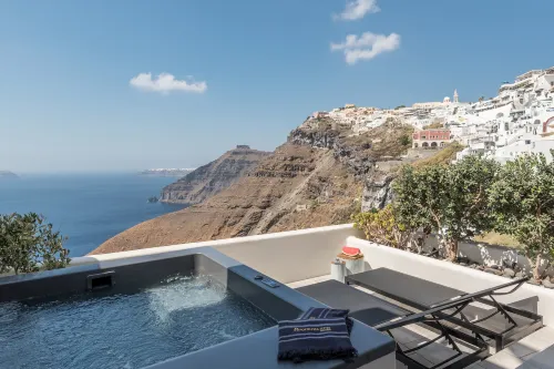 Porto Fira Suites Chambres Photos