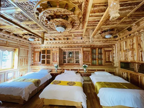 Cailin Holiday Manor Kamar Photos