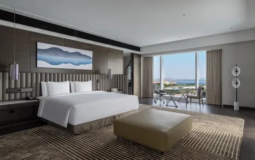 Crowne Plaza Xiamen Jimei Seaview Featured Photos