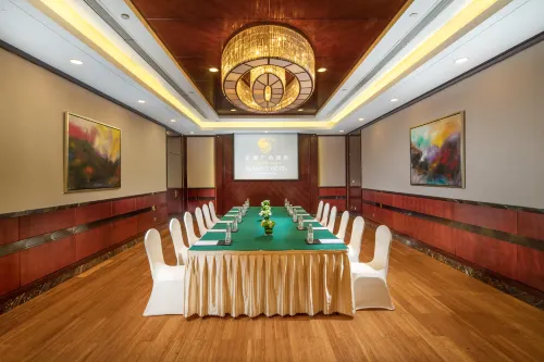 Golden Eagle Summit Hotel Kunming Espaces Affaires Photos