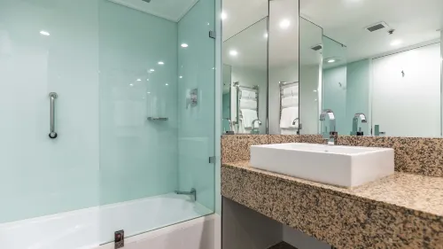 Hotel Grand Chancellor Hobart Rooms Photos
