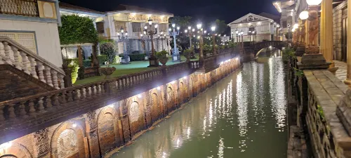 Las Casas Filipinas de Acuzar Area Publik Photos