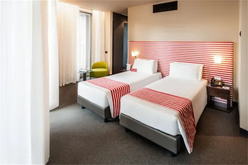 Glam Milano Rooms Photos