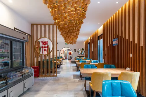 East Sacred Hotel-Very near Beijing Tiananmen Square，the Forbidden City，Wangfujing Subway Station Dining Photos
