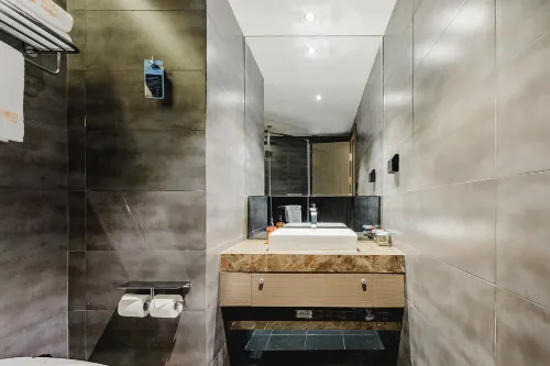 Waiting Hotel (Shanghai Bund Nanjing East Road Pedestrian Street) Rooms Photos
