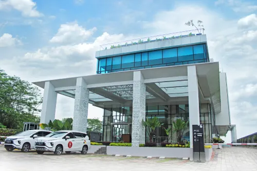 Braling Grand Hotel Purbalingga, Azana Hotels Collection Eksterior Photos