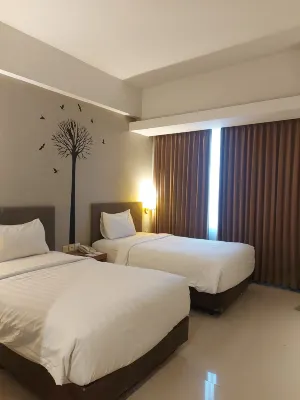 The Sun Hotel Madiun Kamar Photos