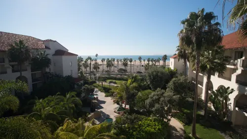 Hyatt Regency Huntington Beach Resort and Spa Rum Photos