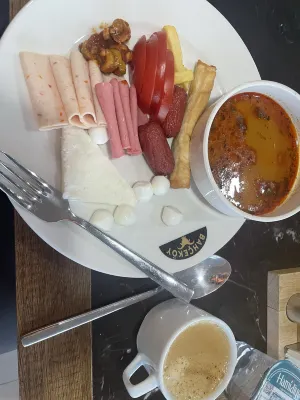Istanbul Airport Express Hotel Питание Photos