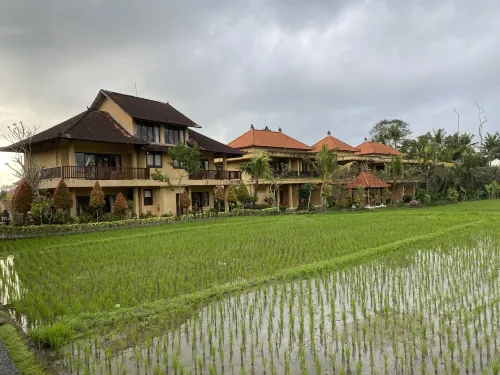 Meruhdani Boutique Hotel Ubud À proximité de l'hôtel Photos