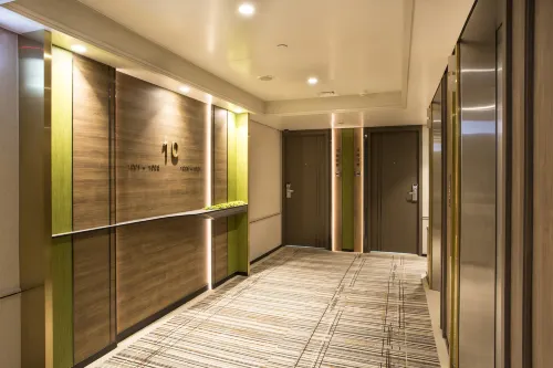 Wharney Hotel Rooms Photos