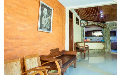 Blanjong Homestay Unggulan Photos