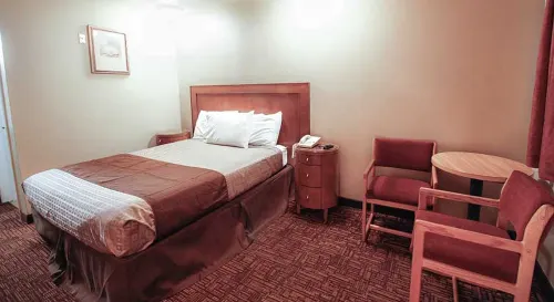 The Marina Inn on San Francisco Bay Photos