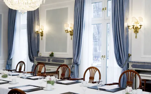 Excelsior Hotel Ernst am Dom Business Facilities Photos