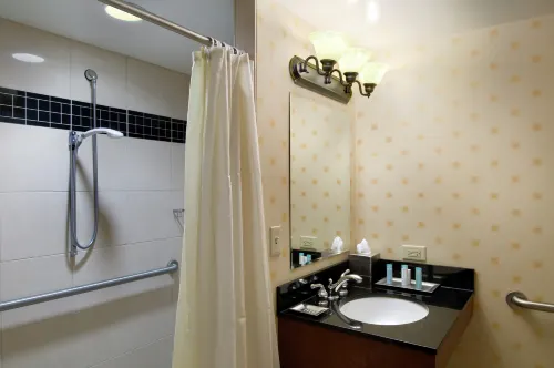 Hilton Chicago O'Hare Airport Rooms Photos