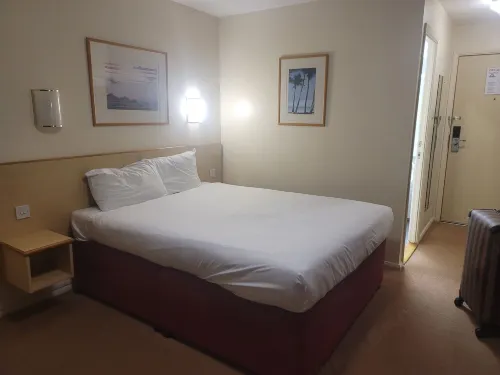 Days Inn by Wyndham Warwick South M40 Rooms Photos