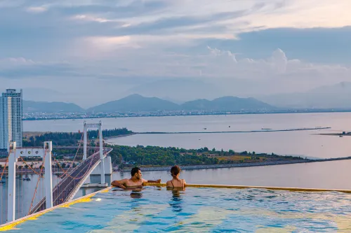 Wyndham Danang Golden Bay Nổi bật Photos