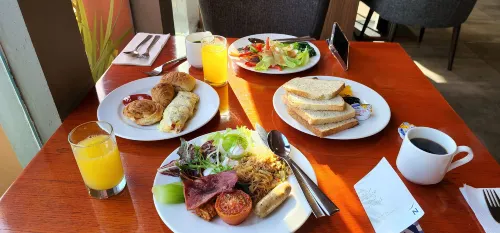 Novotel Bali Ngurah Rai Airport Makanan Photos