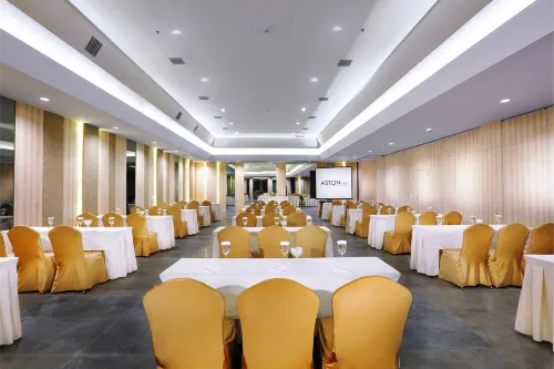 ASTON Inn Pandanaran - Semarang Fasilitas Bisnis Photos