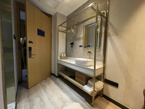 Flowers'Rain Hotel (Beijing Lama Temple Hepingli) Rooms Photos