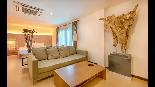 Lot 33 Boutique Hotel Featured Photos