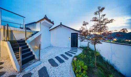 Furong Town Momuqiu Light Luxury High-end View B&B Featured Photos