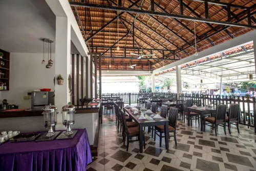 Good Time Resort Dining Photos