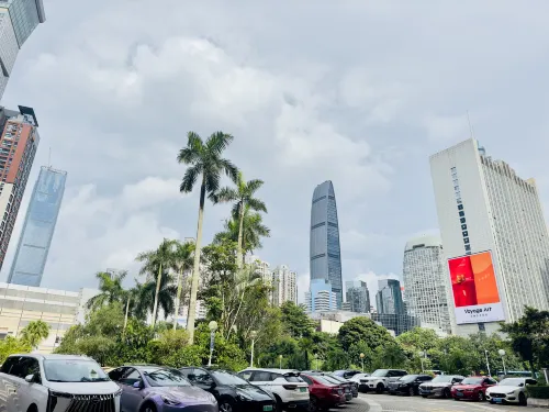 The Bauhinia Hotel Shenzhen (Luohu Port Grand Theatre Metro Station) Espaces publics Photos