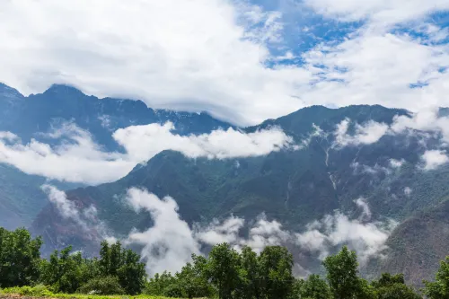 Tiger Leaping Gorge yachajiao Manor Dekat Hotel Photos