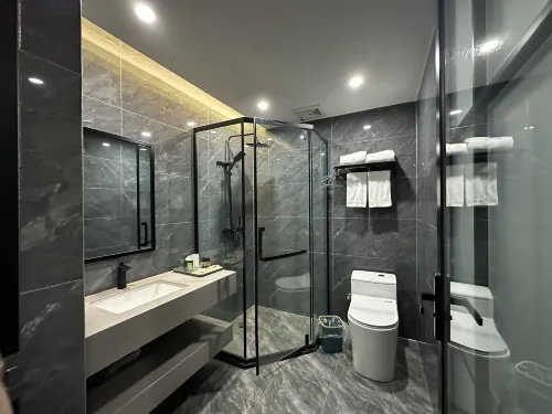 Haomian Monsoon Hotel (Chengdu Tianfu International Airport Branch) Rooms Photos