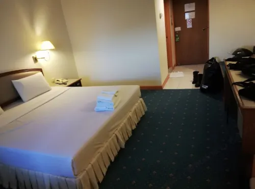 Kosit Hotel Kamar Photos